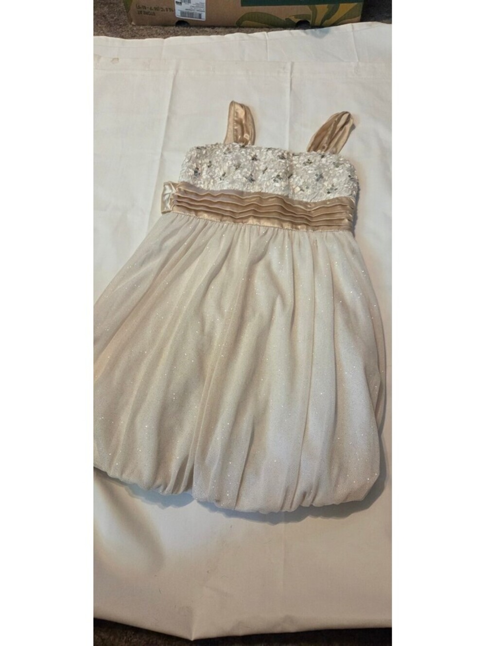 Girls dress